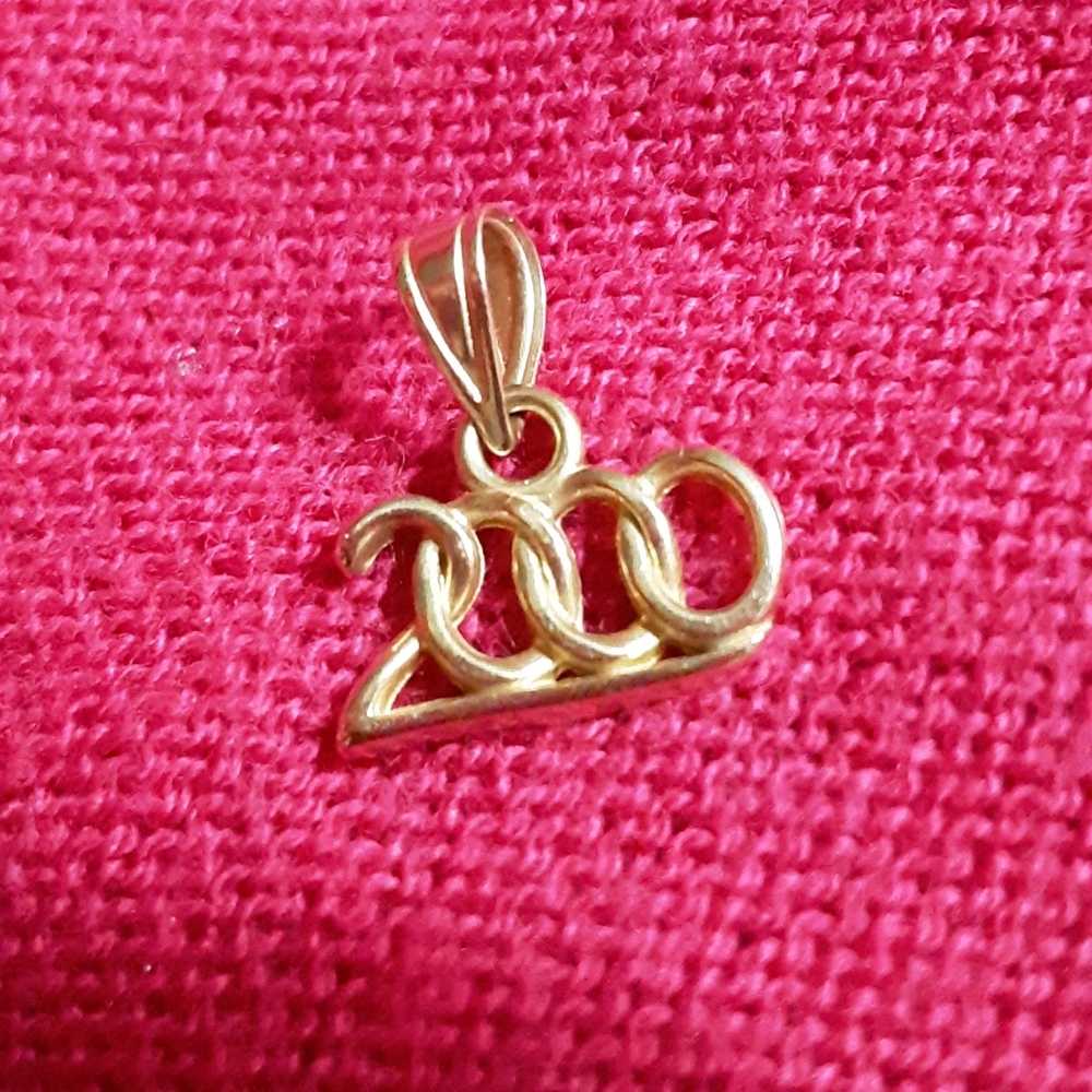 Michael Anthony 14k Gold Charm
